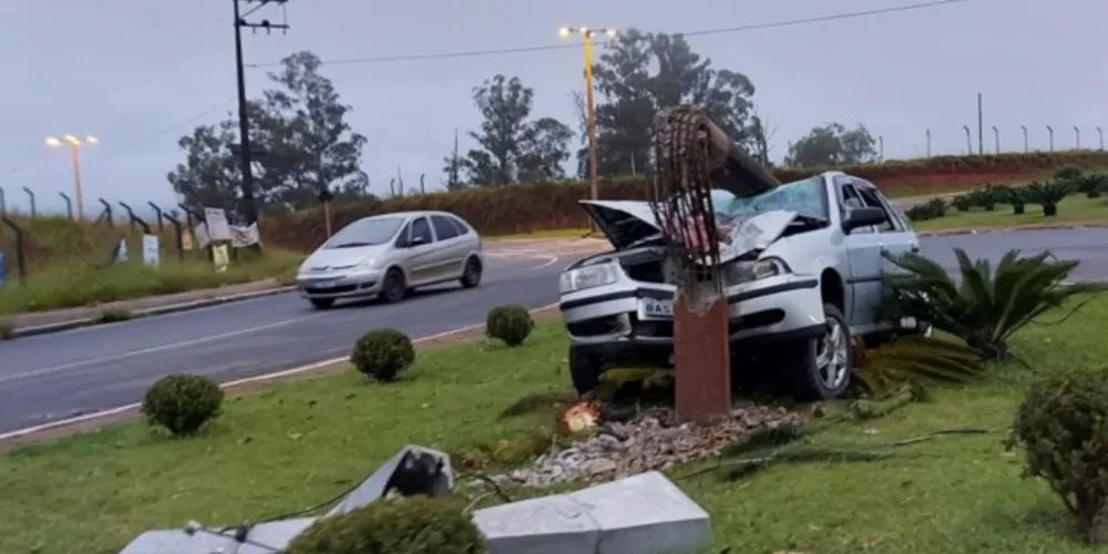 Uma equipe do Corpo de Bombeiros foi acionada para realizar o atendimento