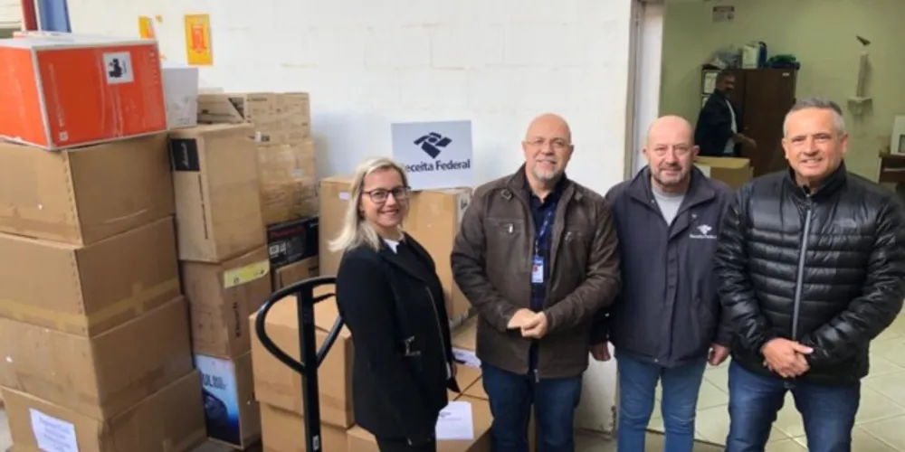 A entrega dos equipamentos ocorreu na última terça-feira (14)