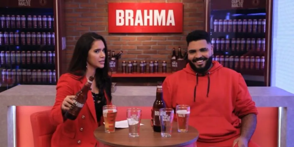 Cada episódio da quarta temporada do Arena Brahma vai ao ar quinzenalmente às terças-feiras, a partir das 19h, no YouTube de Brahma. Os quadros do programa e até mesmo alguns conteúdos exclusivos também podem ser vistos nas redes sociais da marca.