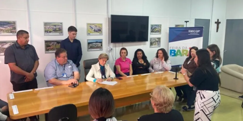 Cerca de 140 feirantes comercializam produtos em evento realizado no Ponto Azul