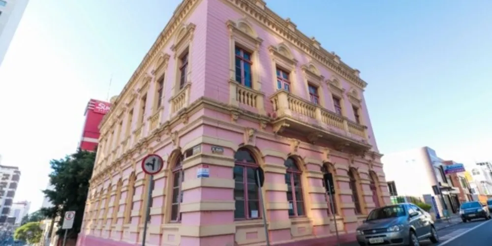 Participação da comunidade artística e produtores culturais é fundamental para definir prioridades