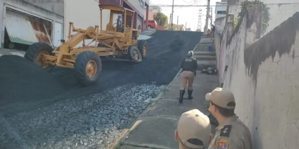 Vítima de 56 anos trabalhava nas obras da rua Engenheiro Schamber e morreu na hora