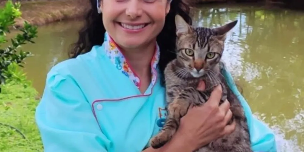 Érika Zanoni Fagundes Cunha (foto) é ponta-grossense doutora em psiquiatria animal