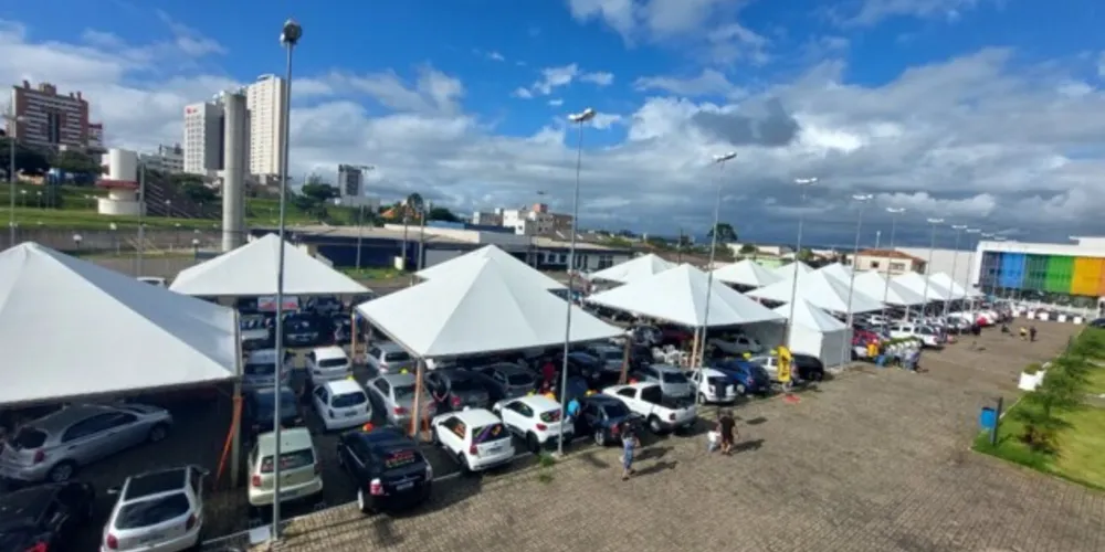 Evento vai reunir 15 das principais revendas de automóveis seminovos da cidade