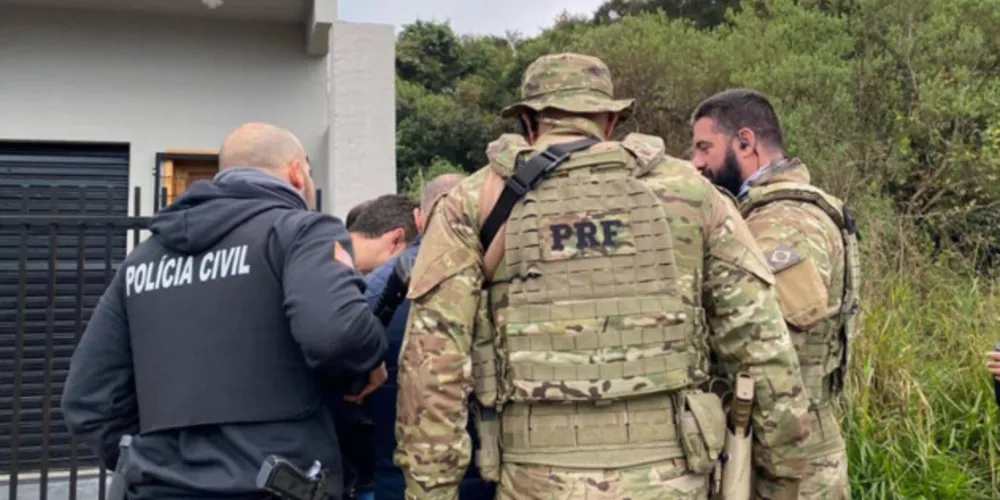 Polícias Civil e Rodoviária Federal fazem operações contra grupo envolvido em roubos de cargas