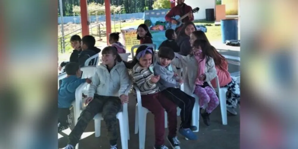 O Dia da Família reuniu casais e seus filhos.