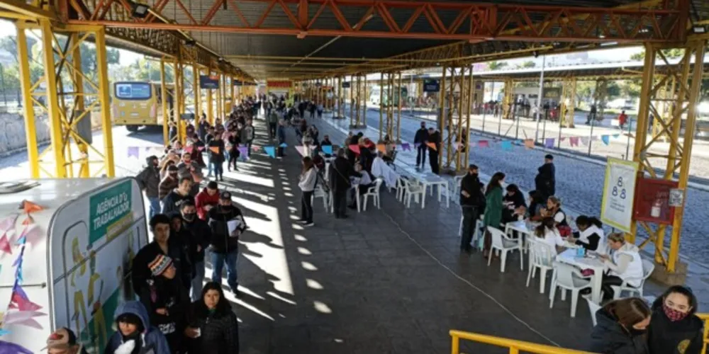 Ação nesta quinta-feira atraiu mais de 1,5 mil pessoas no Terminal Central de Ônibus