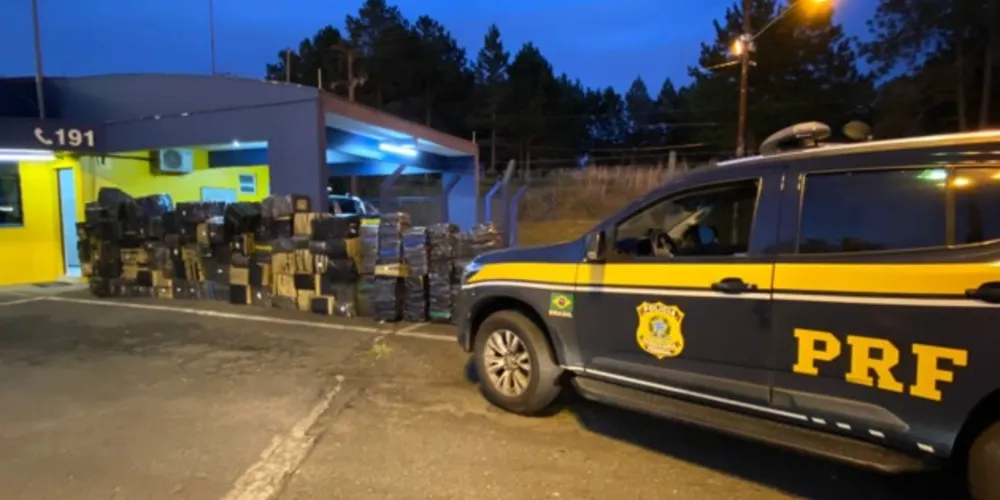 PRF apreendeu 3453kg de maconha em Balsa Nova, região dos Campos Gerais