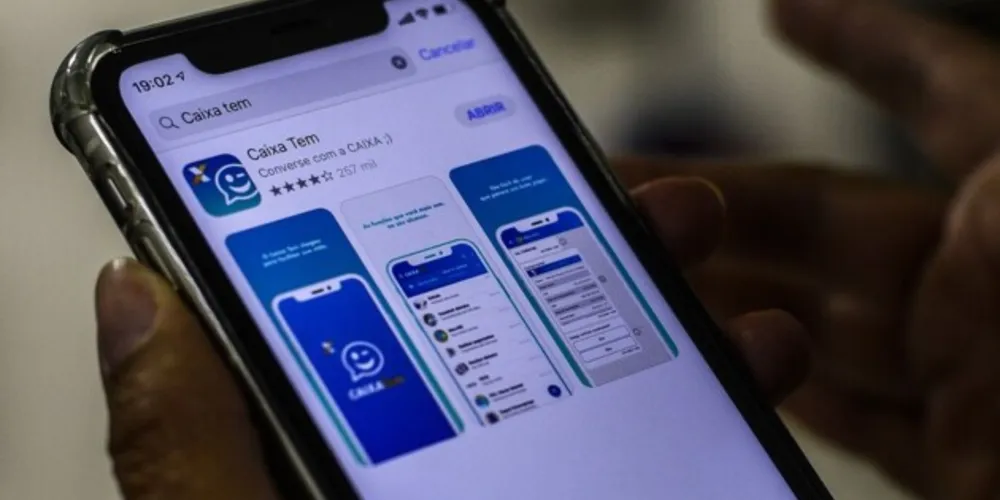 Nascidos em outubro podem sacar até R$ 1 mil no FGTS