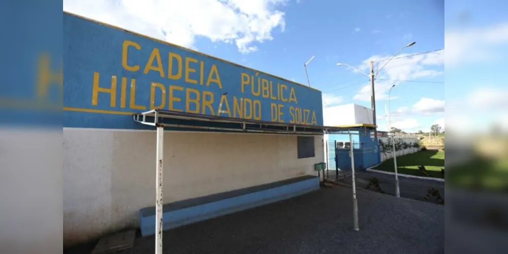 Os envolvidos foram levados à Cadeia Pública de Ponta Grossa.