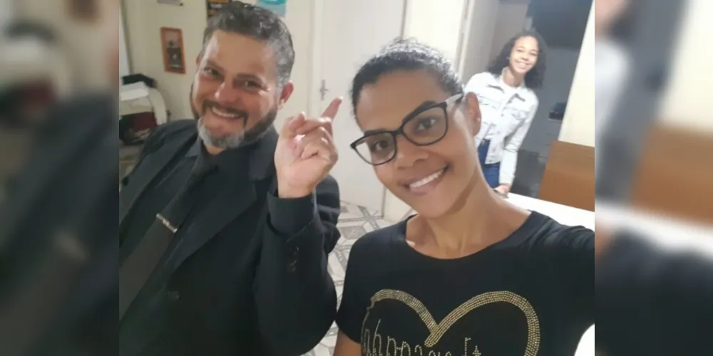 Alexsandro e a esposa Micheli