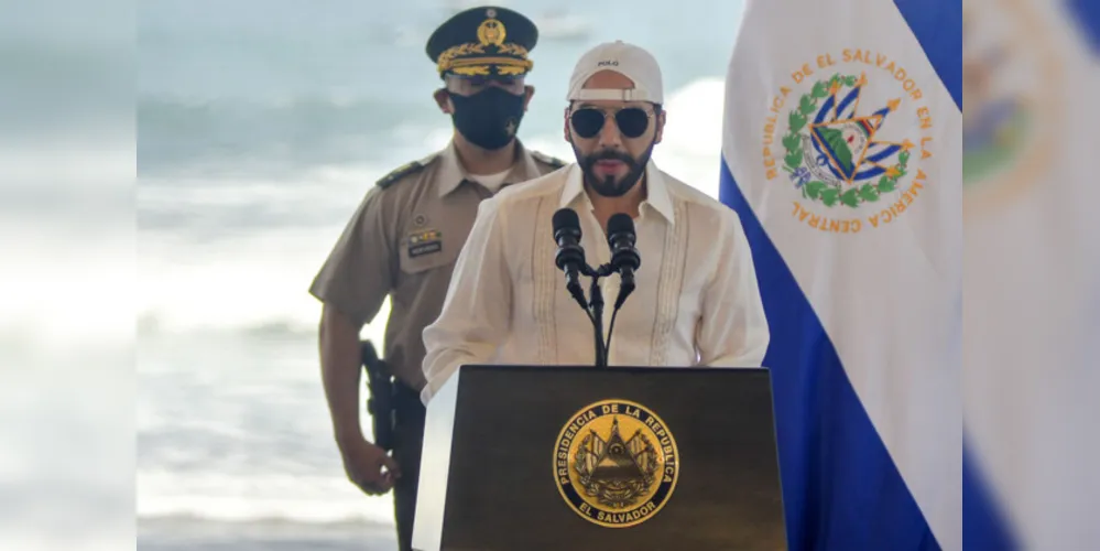 Nayib Bukele, havia oficializado a adoção do bitcoin como moeda nacional