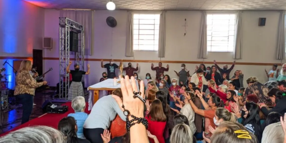 O Cenáculo relembra o acesso ao Evangelho pelo poder do Espírito Santo