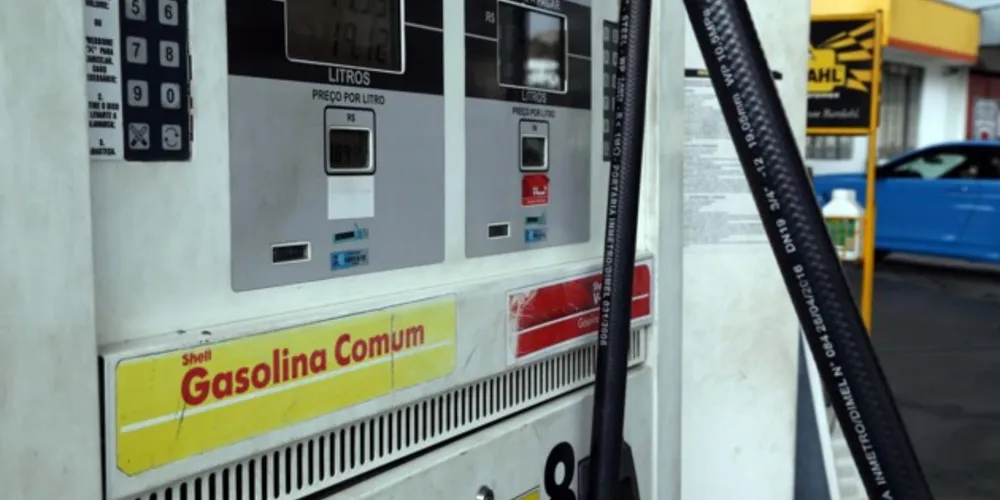 Segundo o ministério, a intenção é saber se o valor cobrado na revenda aos postos segue a redução do imposto