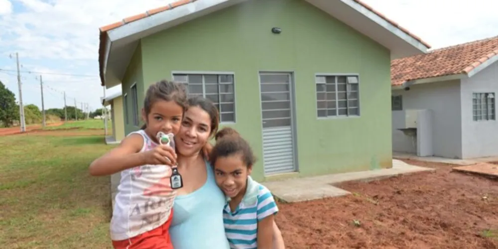 Programas do Estado garantem habitação, água e energia a famílias de baixa renda
