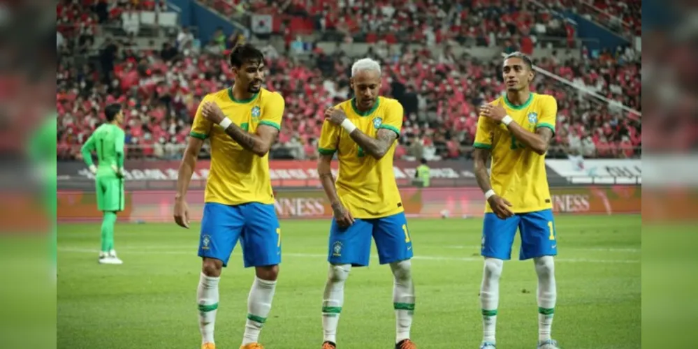 A Uefa adotou uma decisão semelhante no ano passado, permitindo que as equipes levassem três jogadores extras para a Eurocopa por conta da pandemia.