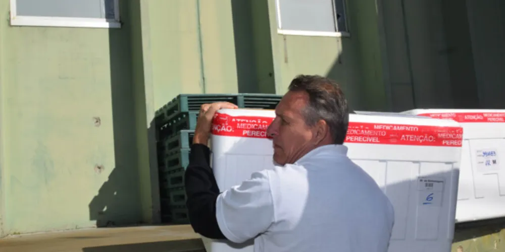 Saúde abastece municípios com mais de 369 mil vacinas contra a Covid-19