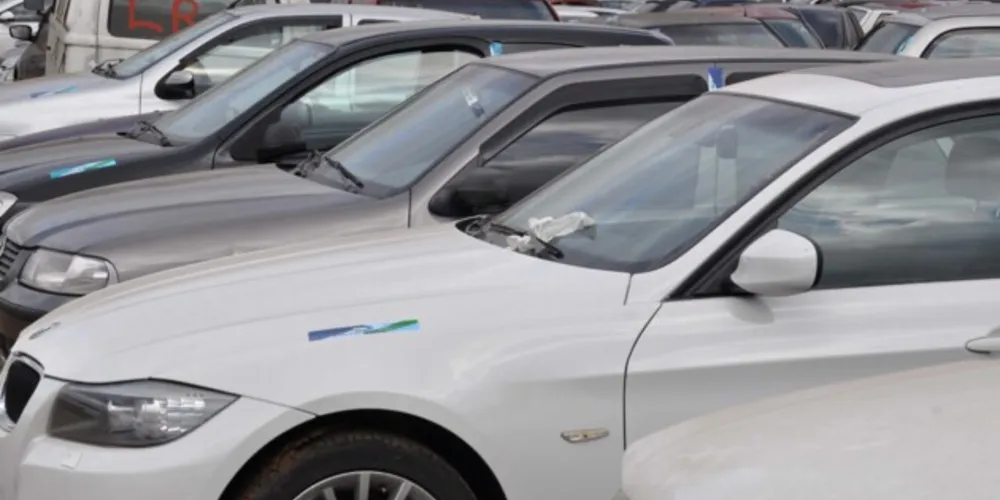 Serão três dias de leilões de veículos na condição de reciclagem, sucata para reaproveitamento de peças e aptos à circulação em via pública.