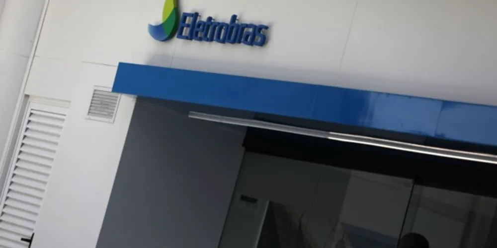 A Eletrobras reservou até R$ 6 bilhões para que trabalhadores comprem ações com recursos do FGTS