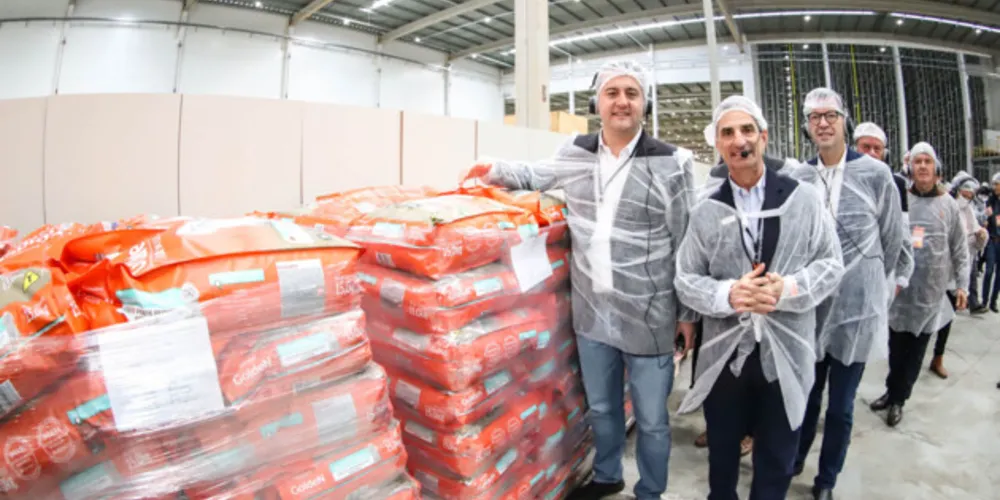 Naior fábrica de pet food da América Latina e recebeu investimentos que ultrapassam a R$ 1,1 bilhão