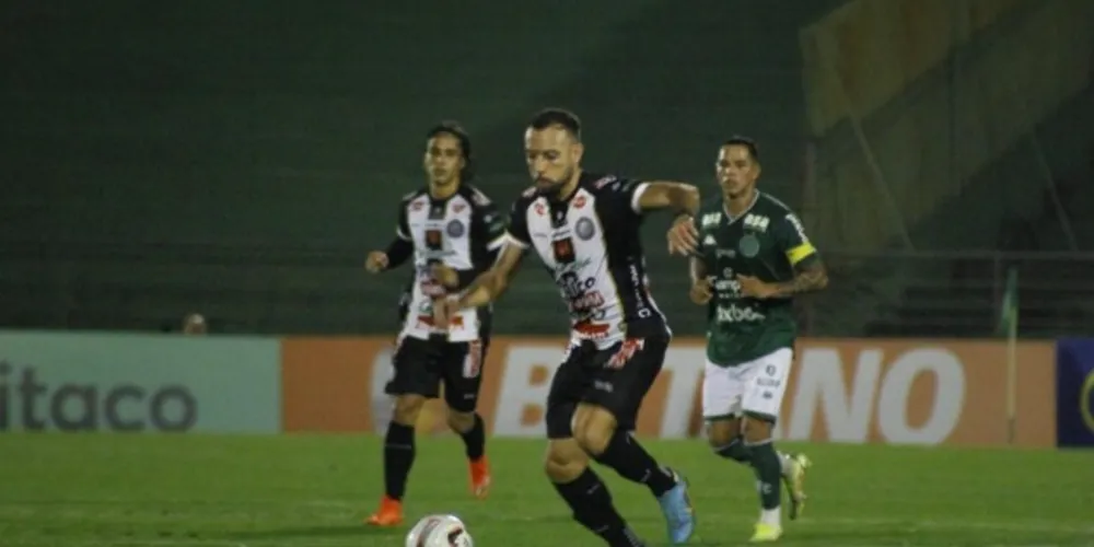 O atacante Paulo Sérguio foi um dos destaques da equipe alvinegra