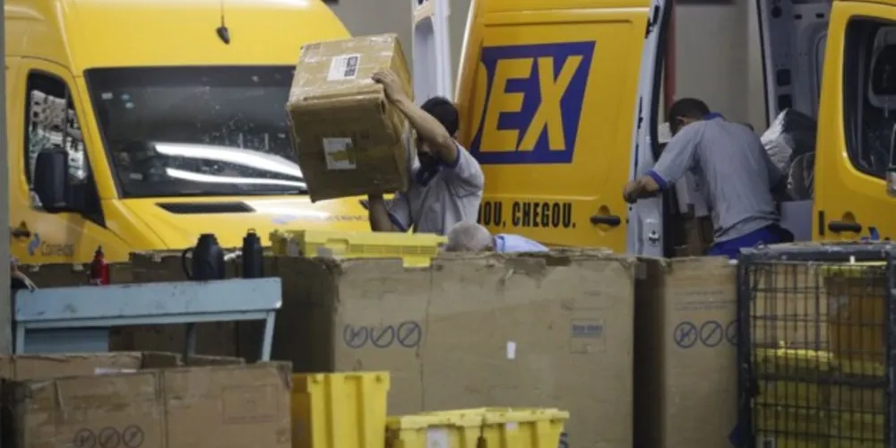 Empresa oferecerá lotes de objetos que não puderam ser entregues