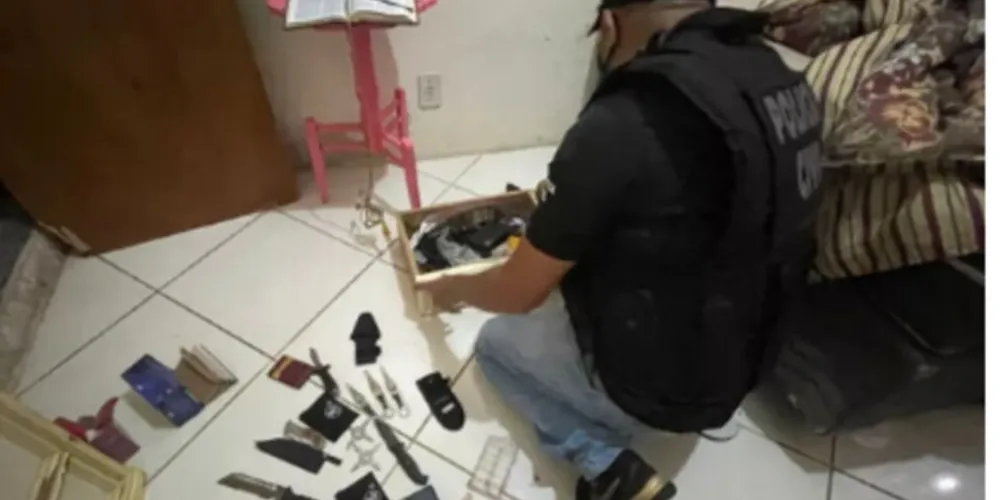 Homens anunciam adolescentes em rifa e são presos