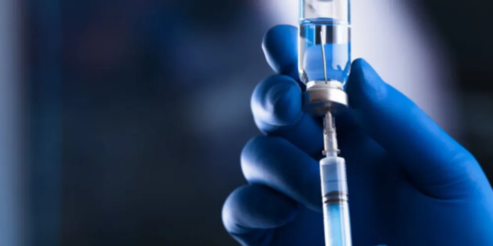 Suprimentos de vacinas e antivirais contra a doença têm baixo estoque