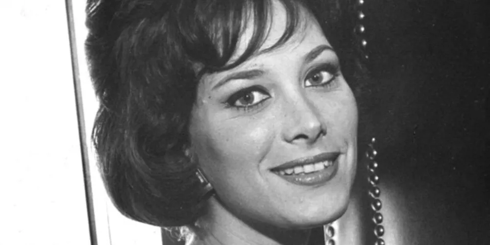 A atriz completaria 90 anos na próxima segunda-feira (20).