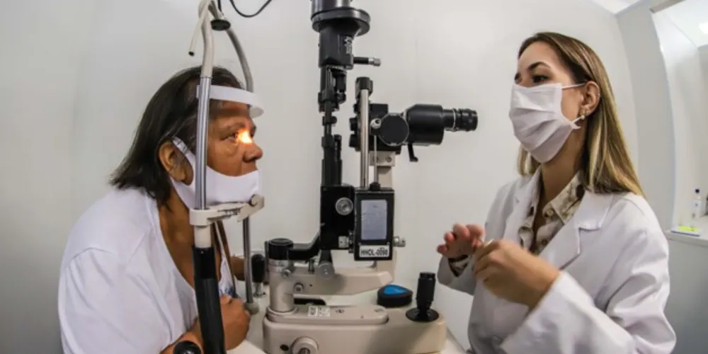 Comboio da Saúde promove exames de Catarata em PG