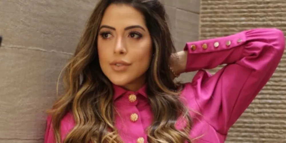 Ex-BBB Laís Caldas desiste de processo contra Maíra Cardi