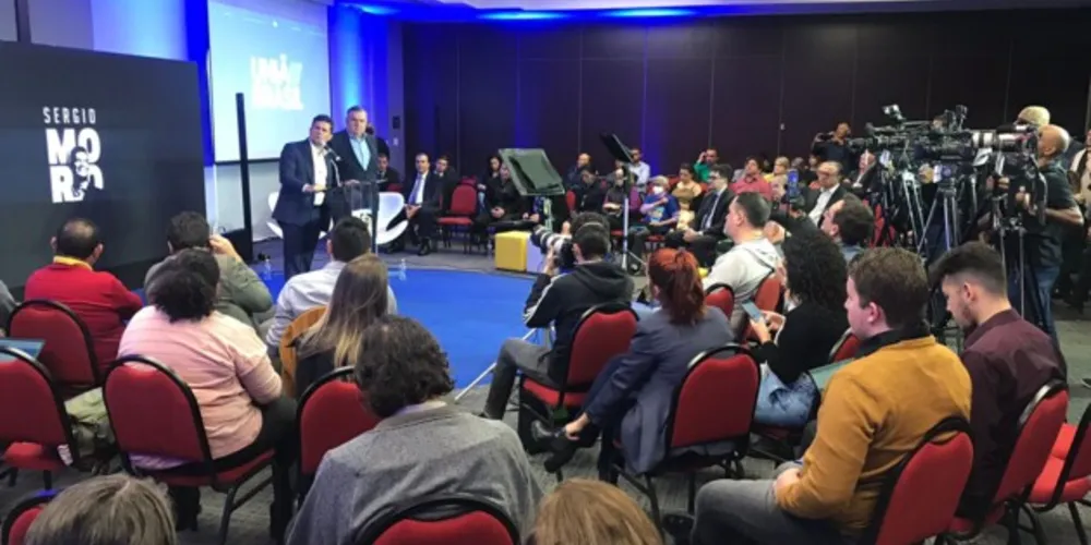 Em entrevista coletiva realizada hoje (12), em Curitiba, Sergio Moro confirmou sua candidatura para o Senado
