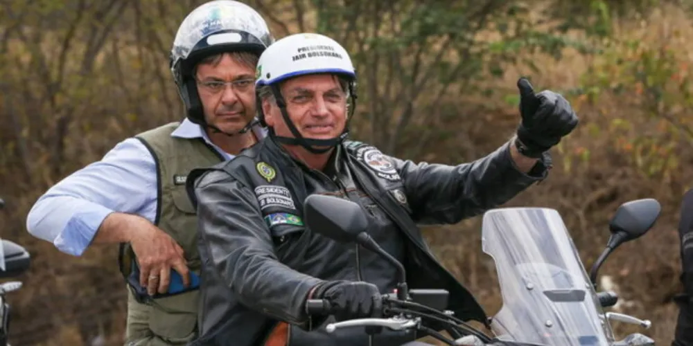 Chefe do Executivo Federal está na cidade para uma visita a 48ª Edição da Expoingá