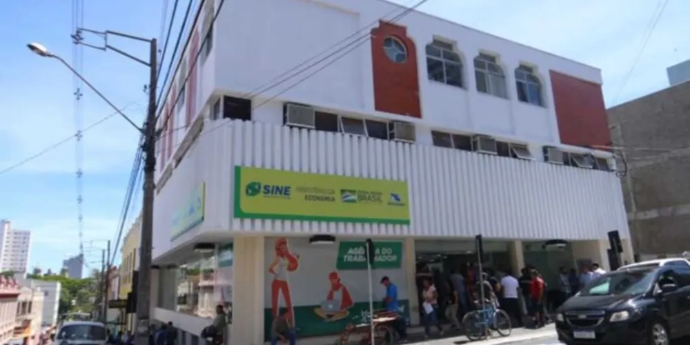 Vagas são para repositor e açougueiro e, para concorrer, basta dirigir-se à Agência na tarde de hoje