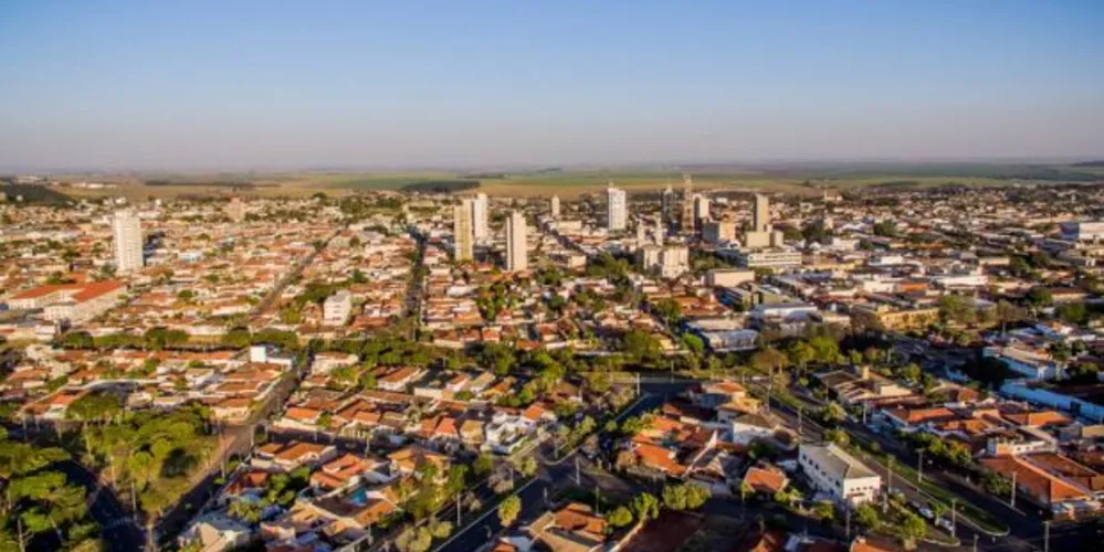 Prefeitura de Ourinhos, no interior de São Paulo, surpreendeu nesta quarta-feira (18) com uma postagem nas redes sociais