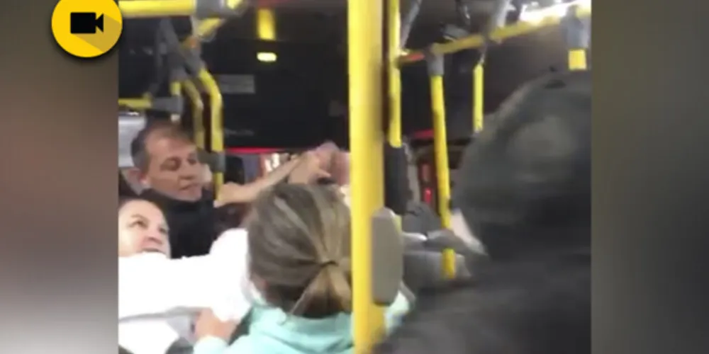 Confusão só terminou quando o veículo parou na base da Polícia Militar no Parque Ambiental