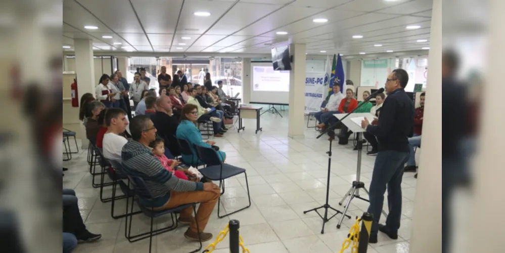 Ação ocorreu na tarde desta terça-feira na Agência do Trabalhador