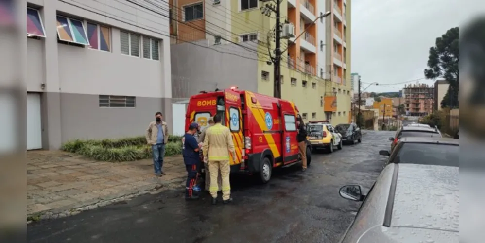 Socorristas do Siate encaminharam a estudante ao Hospital Universitário