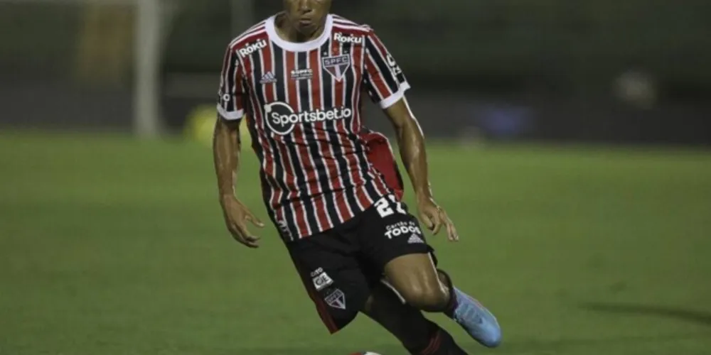 Sara sofreu com lesões durante os últimos meses, o que impediu uma maior utilização sua pelo técnico Rogério Ceni.