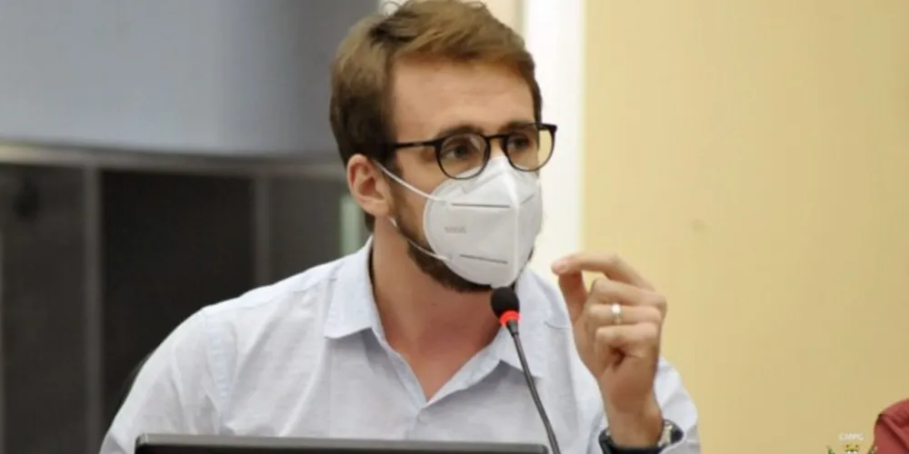 Stocco deve levar o tema à tribuna nesta quarta-feira (4), questionando a própria legalidade da decisão da prefeita.