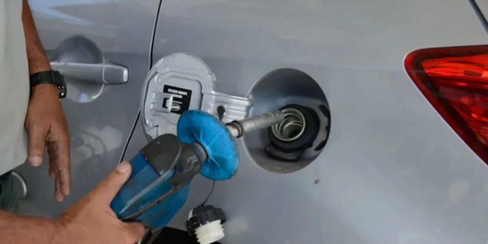 Petrobras aumenta em 8,87% preço do diesel