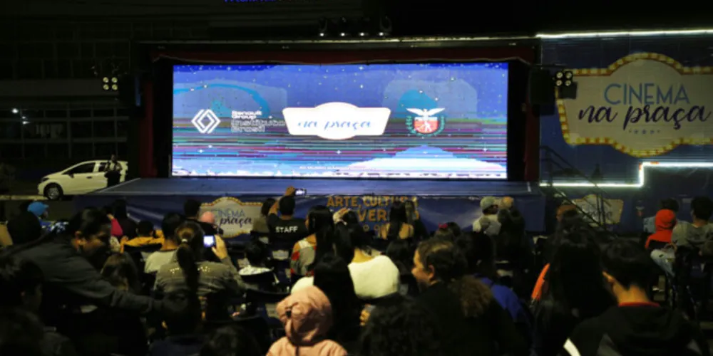 Após dois anos suspenso devido à Covid-19, o cenário de melhora nos indicadores da pandemia fez com que o Cinema na Praça fosse retomado, começando por Ivaiporã, no dia 28 de maio, e irá finalizar a temporada em 1º de julho, no município de Imbituva.