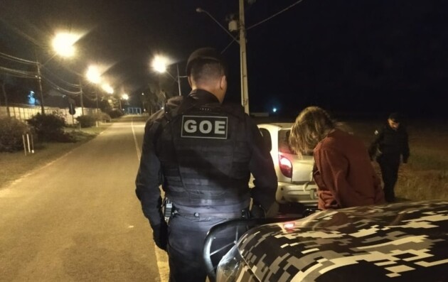 Dupla foi presa na noite deste sábado em Ponta Grossa