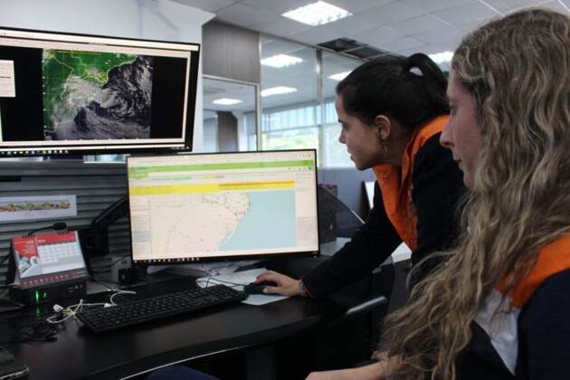 Defesa Civil segue acompanhando a formação e o deslocamento da tempestade subtropical Yakecan