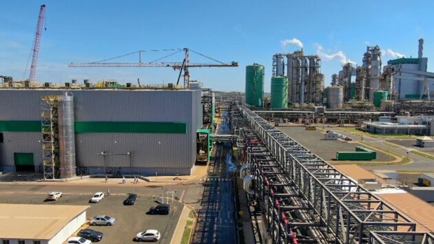 Área da planta industrial da Klabin em Ortigueira recebe obras para a expansão