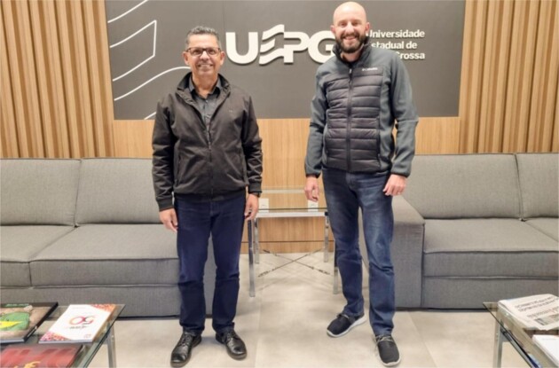 Reitor Miguel Sanches Neto recebeu a visita de Luciano Döll, CEO e co-founder da Inbix Ventures.