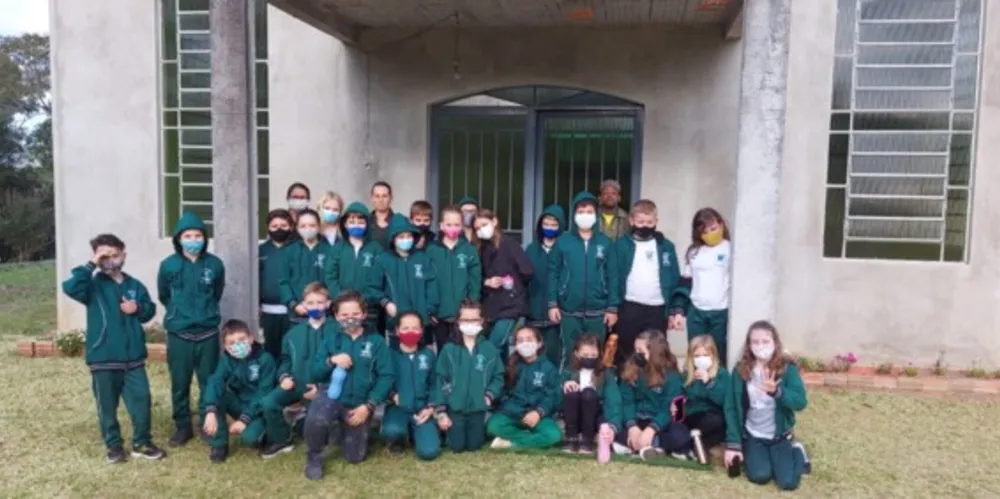 Professora destaca importância de aplicações práticas sobre conteúdos estudados em sala