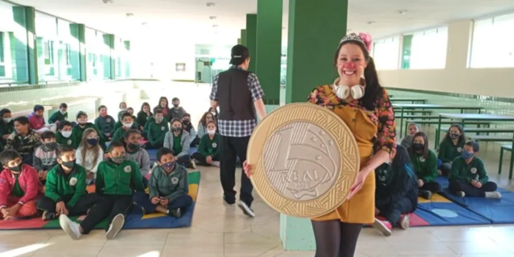 Contribuição do Sicredi foi indispensável para alunos entenderem tema de forma lúdica