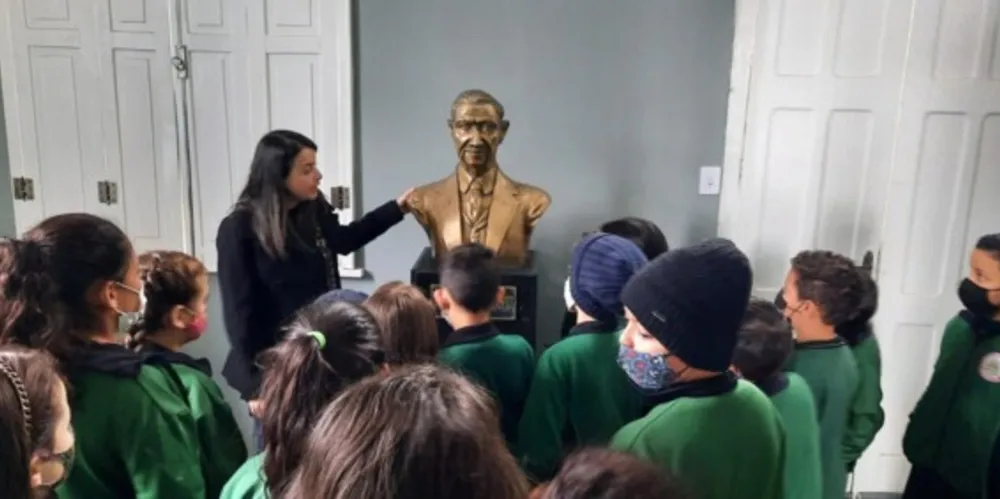 Professora destacou enriquecimento e momento agradável na Casa da Cultura