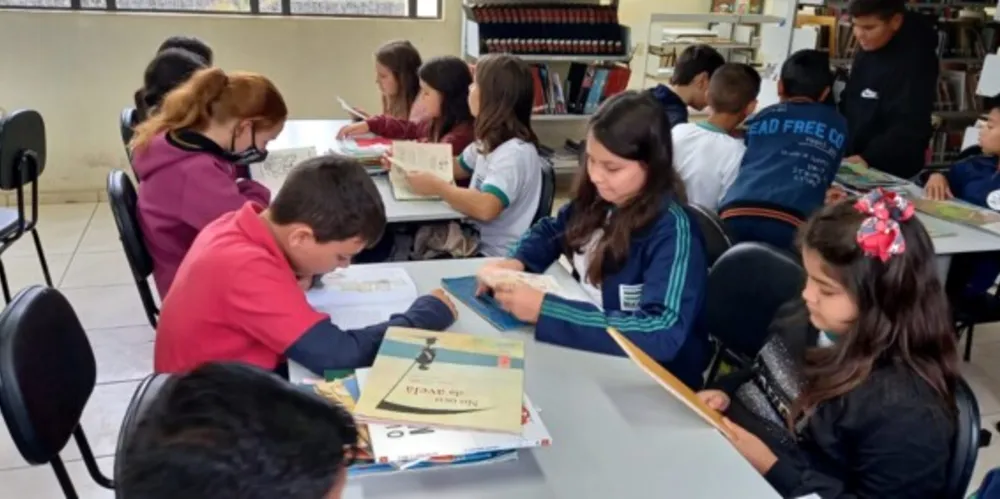 Criatividade, imaginação, senso crítico e habilidade na escrita foram desenvolvidas com os alunos